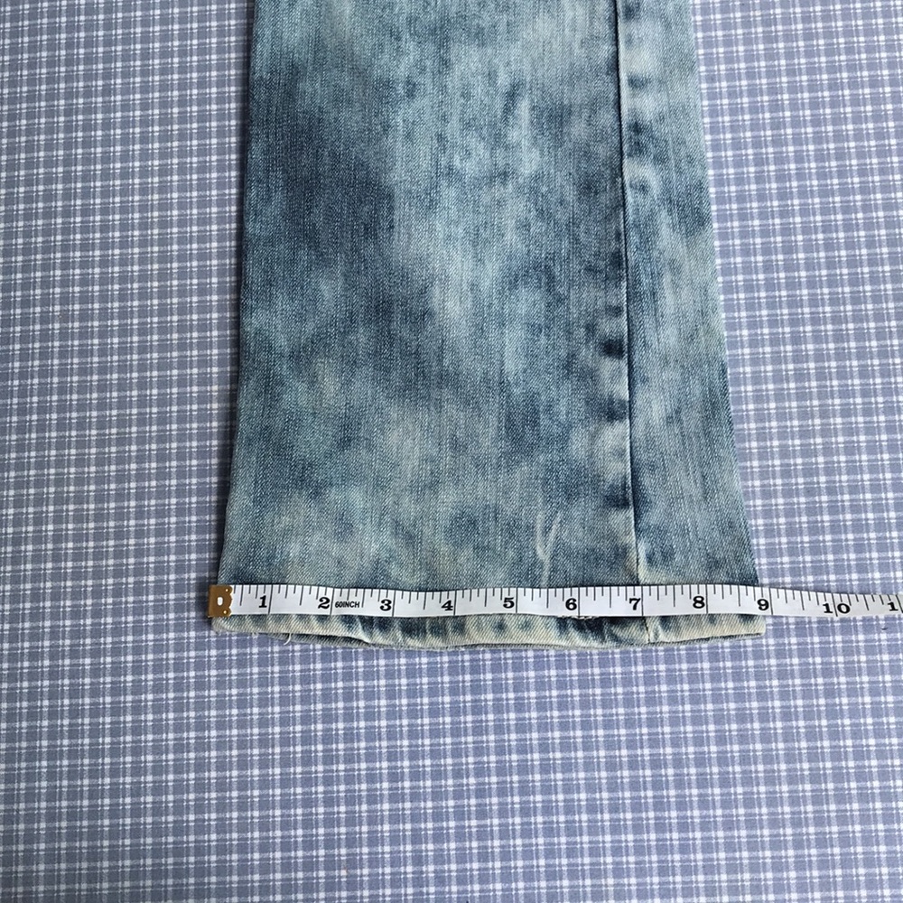 Cowgirl Tuff Co. OMG Acid Wash Bootcut Jeans - Picture 13 of 13